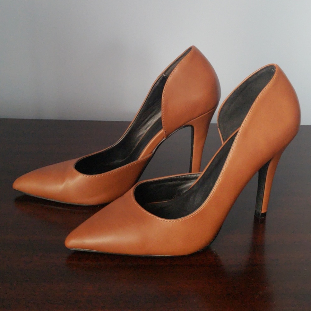 Brown Espresso Pumps - Picture 3 of 6